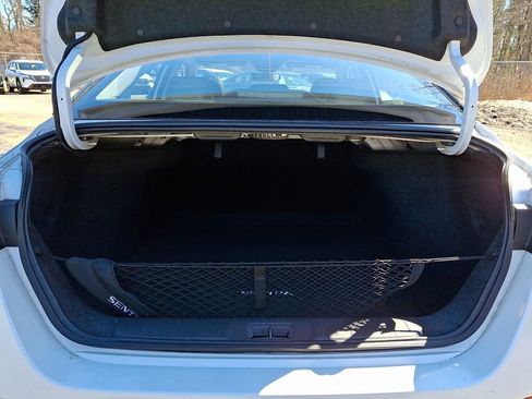 Used 2023 Nissan Sentra SR w/ SR Premium Package image 29