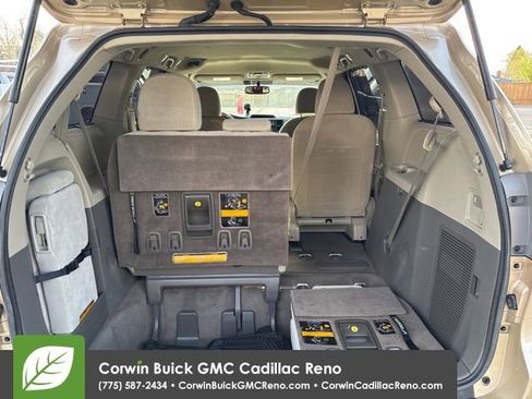 Used 2011 Toyota Sienna LE image 16