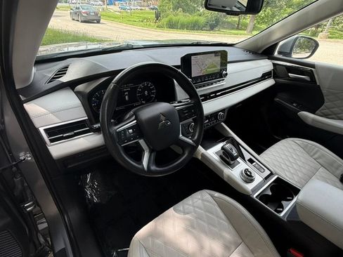 Used 2022 Mitsubishi Outlander SEL AWD/4WD image 25
