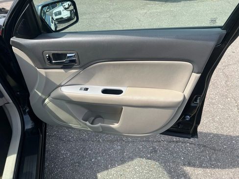 Used 2011 Mercury Milan Premier image 25