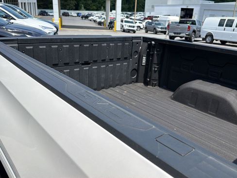 Used 2024 GMC Sierra 1500 Denali Ultimate AWD/4WD image 14
