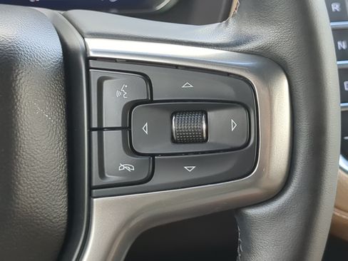 Used 2023 Chevrolet Tahoe Premier AWD/4WD image 24