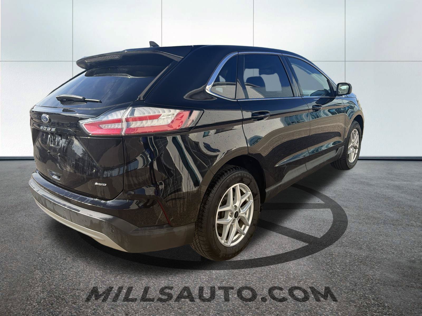 Certified 2024 Ford Edge SEL AWD/4WD image 4