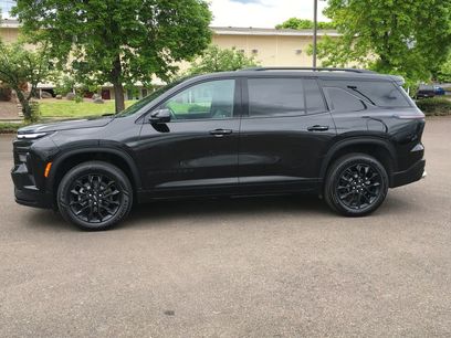 Used 2024 Chevrolet Traverse LT w/ Midnight/Sport Edition