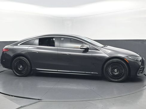 Used 2022 Mercedes-Benz EQS 450+ Sedan image 6