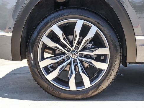 Used 2023 Volkswagen Atlas Cross Sport SEL Premium R-Line AWD/4WD image 8