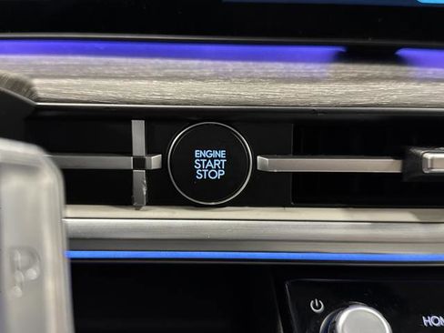 Used 2024 Hyundai Santa Fe Calligraphy image 24