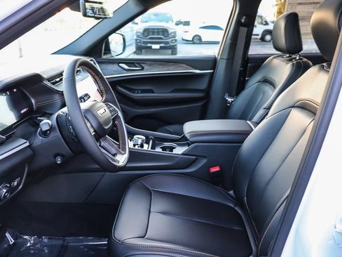 New 2026 Jeep Grand Cherokee L Limited AWD/4WD image 22