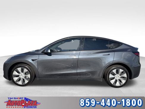 Used 2023 Tesla Model Y Long Range image 2