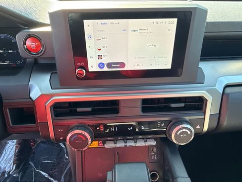 Used 2025 Toyota 4Runner TRD Off-Road image 28