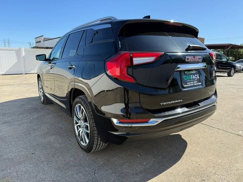 Used 2022 GMC Terrain Denali w/ LPO, Floor Liner Package AWD/4WD image 9