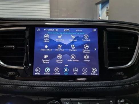 Used 2019 Chrysler Pacifica Limited w/ Advanced Safetytec Group image 16