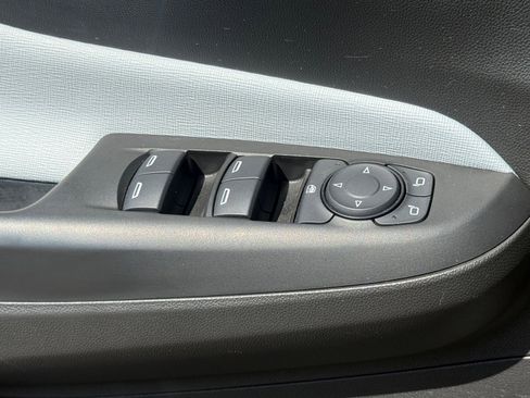 Certified 2024 Buick Envista Preferred w/ Advanced Safety Package FWD image 24