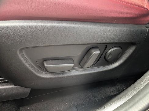 Certified 2025 MAZDA CX-70 Plug-In Hybrid w/ Premium Plus AWD/4WD image 13