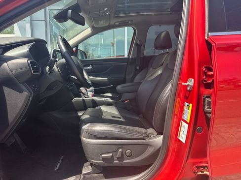 Used 2019 Hyundai Santa Fe Limited FWD image 9