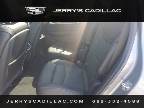 Used 2023 Cadillac XT6 Premium Luxury w/ Technology Package image 8