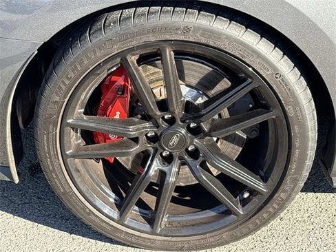 Certified 2021 Ford Mustang Shelby GT500 w/ Technology Package image 9