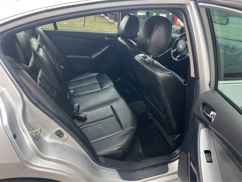 Used 2011 Nissan Altima 3.5 SR w/ 3.5SR Premium Pkg image 26