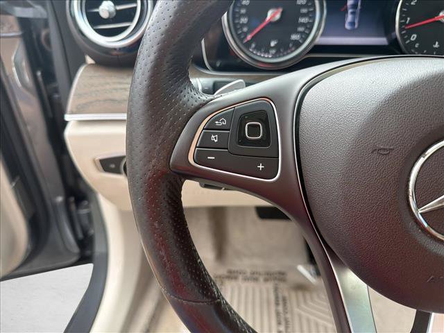 Used 2018 Mercedes-Benz E 300 4MATIC image 15