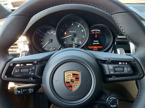New 2026 Porsche Macan Turbo AWD/4WD image 18