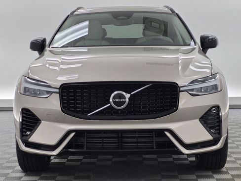 Used 2025 Volvo XC60 T8 Core w/ Protection Package Premier AWD/4WD image 6