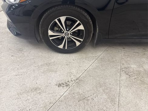 Used 2020 Nissan Sentra SV w/ Lighting Package FWD image 9