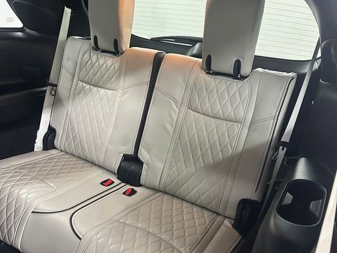 Used 2019 INFINITI QX60 Luxe w/ Limited Package image 32