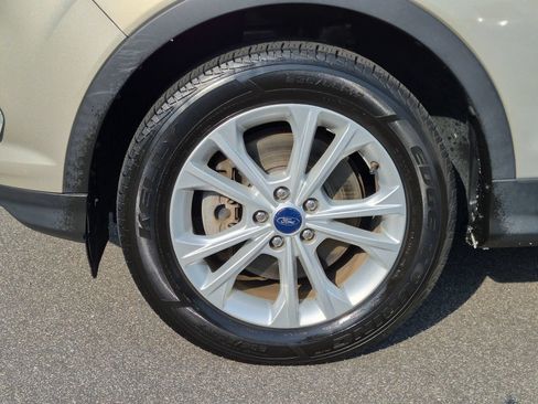 Used 2018 Ford Escape SE AWD/4WD image 10