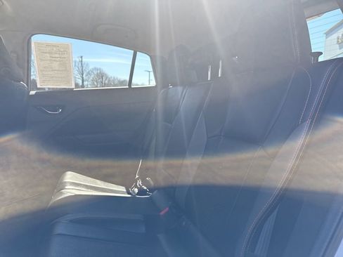 Used 2024 Subaru Crosstrek 2.5i Limited image 12
