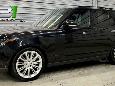 Used 2018 Land Rover Range Rover Autobiography image 1