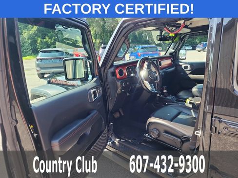 Used 2023 Jeep Gladiator Rubicon w/ LED Lighting Group AWD/4WD image 10