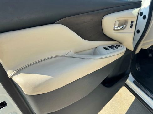 Used 2020 Nissan Murano Platinum image 14