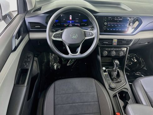 Used 2023 Volkswagen Taos SE image 22