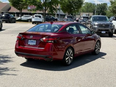 Used 2020 Nissan Versa SR w/ Convenience Package FWD image 5