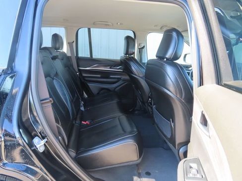 Used 2023 Jeep Grand Cherokee Limited w/ Trailer Tow Prep Group (B) AWD/4WD image 31