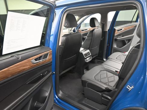 Used 2026 Volkswagen Atlas SE AWD/4WD image 42