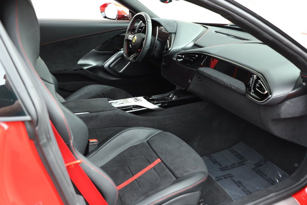 Certified 2026 Ferrari 12Cilindri RWD image 38