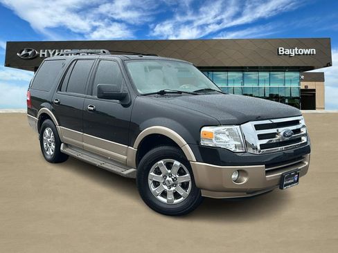 Used 2014 Ford Expedition XLT w/ Equipment Group 202A image 1