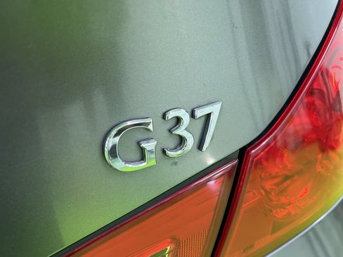 Used 2010 INFINITI G37 Journey w/ Premium Pkg RWD image 13