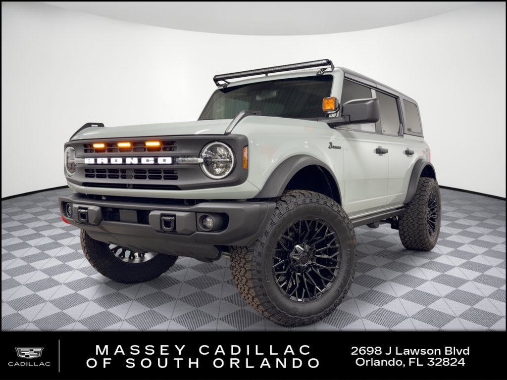 Used 2024 Ford Bronco Black Diamond AWD/4WD image 1