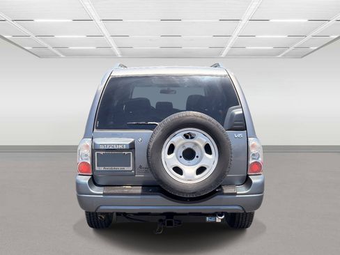 Used 2005 Suzuki XL7 2WD image 5