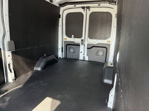 New 2026 Ford Transit 250 148 Medium Roof Extended AWD image 11