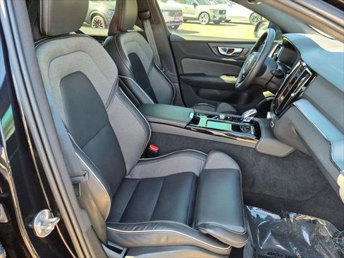 Used 2024 Volvo S60 T8 Plus w/ Climate Package AWD/4WD image 27