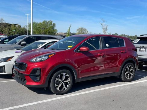 Used 2020 Kia Sportage LX image 4
