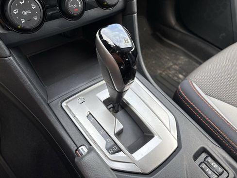 Used 2019 Subaru Crosstrek 2.0i Premium AWD/4WD image 18
