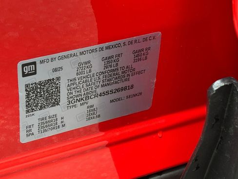 Used 2025 Chevrolet Blazer LT FWD image 23