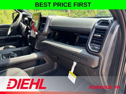 New 2026 RAM 3500 Limited AWD/4WD image 18