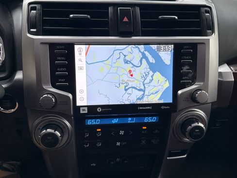 Used 2020 Toyota 4Runner Limited image 20