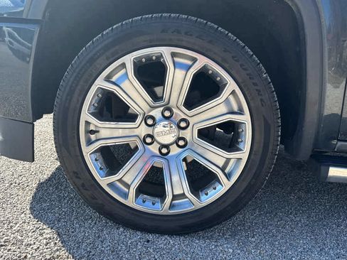 Used 2018 GMC Sierra 1500 Denali w/ Denali Ultimate Package image 10