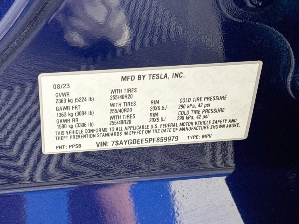 Used 2023 Tesla Model Y Long Range AWD/4WD image 31